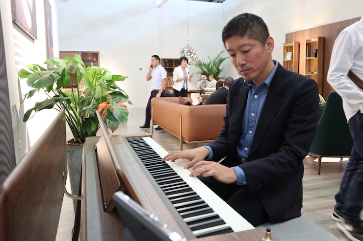 携手Mexarts漾美家居，概念款环球360亮相上海家具展