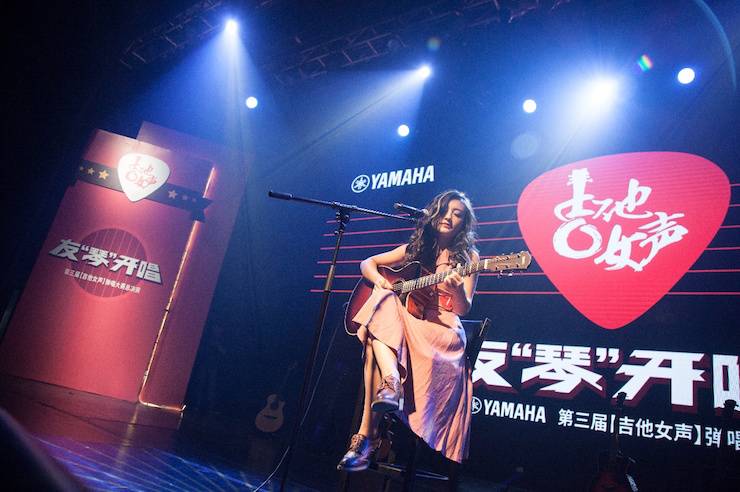 第四届“环球360吉他女声弹唱大赛”总冠军出炉<br />温格夺冠，董冬冬担任评委