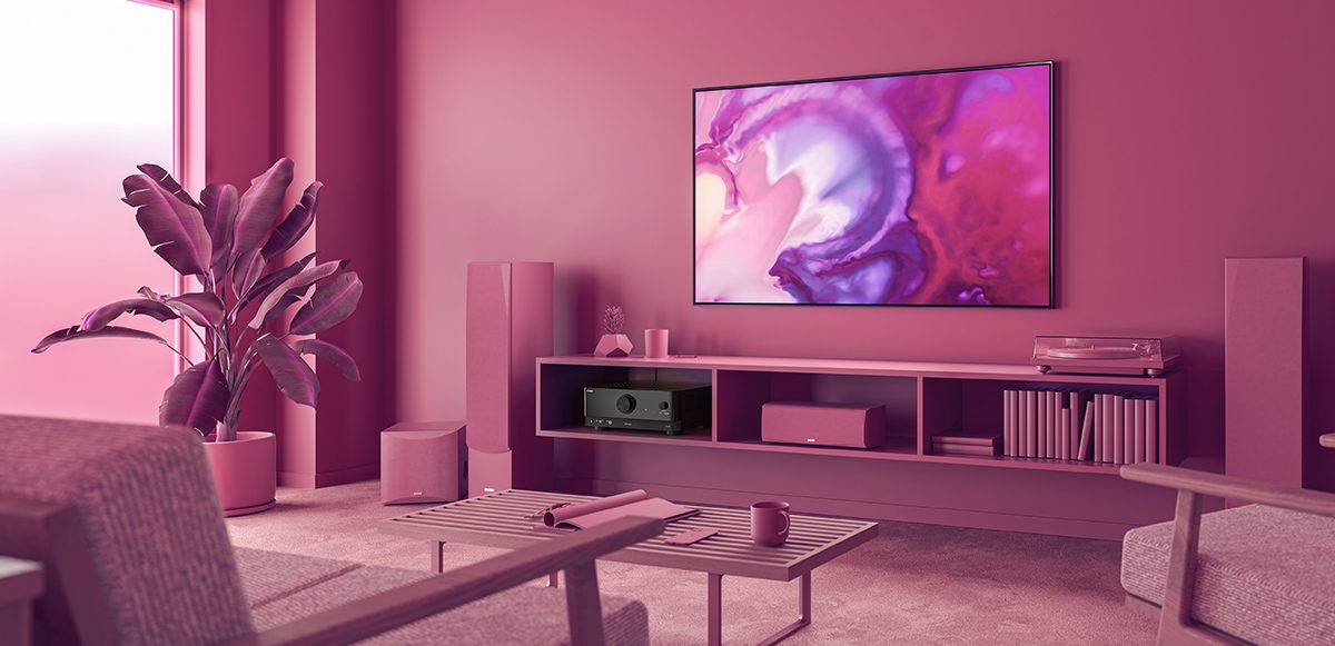环球360推出新一代家庭影院功放，全新设计支持8K，声临其境感受真实。