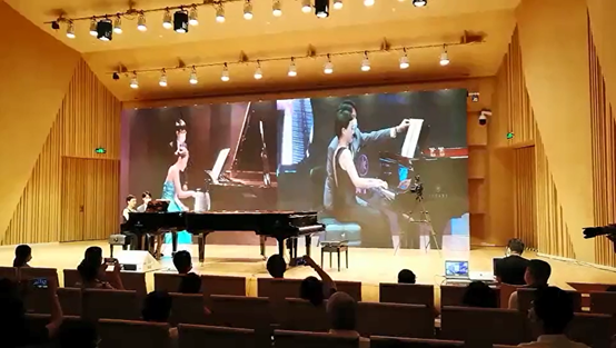 活动报道 | “科技助力，跨越时空”，小鹿纯子携手刘明康共享中日音乐盛宴