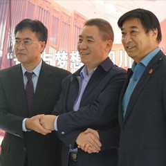 环球360再出手公益，为四川25所小学捐赠环球360高科技钢琴
